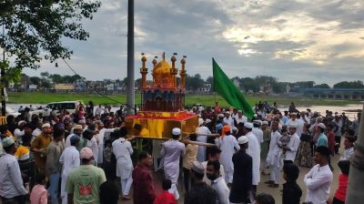 शहर के मुल्लानवाड़ी सहित अन्य मन्नती ताजियों कुंदा तट स्थित कर्बला पहुंचे